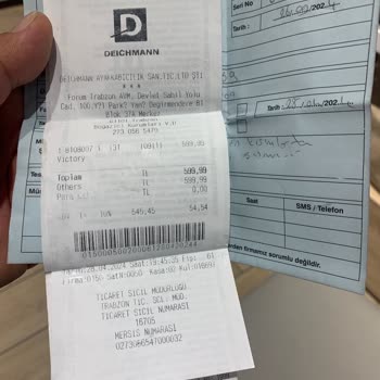 Çocuk Ayakkabısındaki Beklenmedik Yırtılma