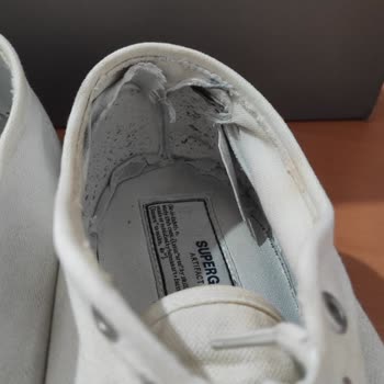 Superga Ayakkabıda Hızlı Deformasyon ve Yetersiz Müşteri Hizmeti