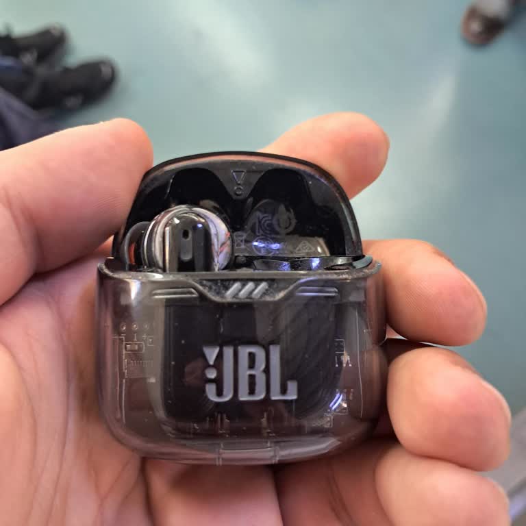 JBL Tune Flex Kulaklıkta Şarj ve Ses Sorunları