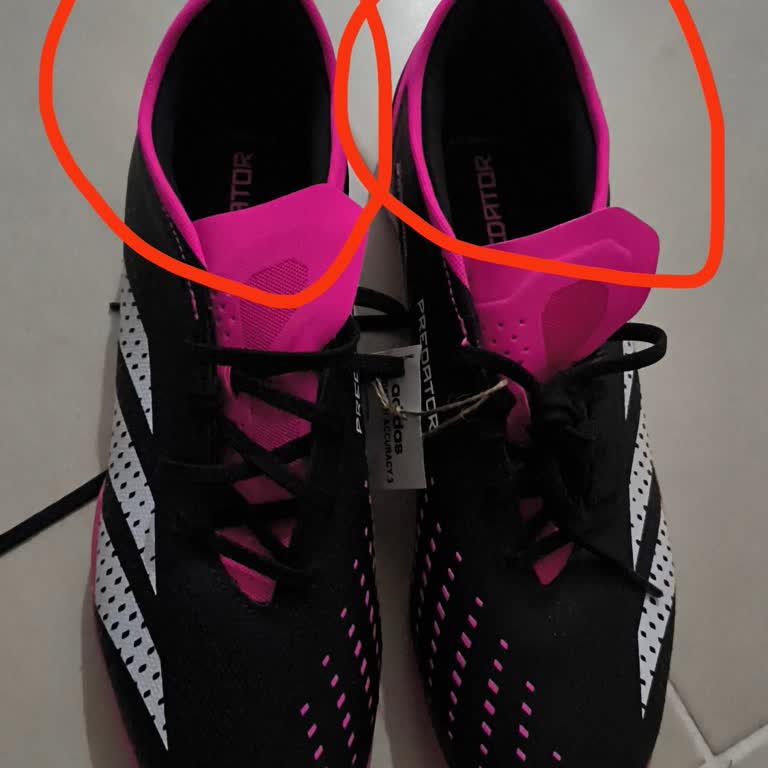 Adidas Predator Ayakkabı Bağcık Sorunu ve İade Talebi