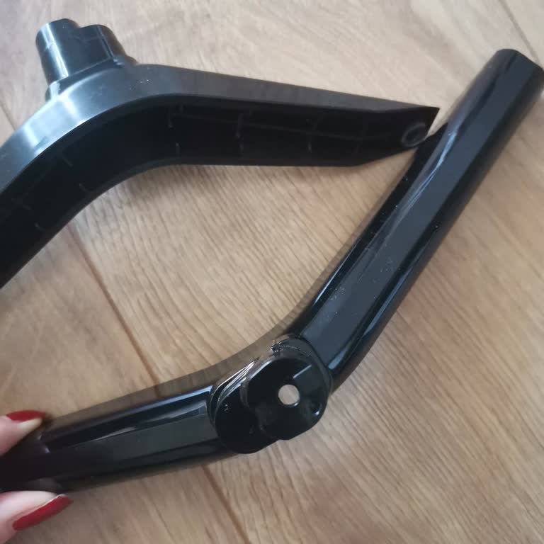 Grundig TV Ayağı İçin Vida Eksikliği Mağduriyeti!