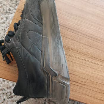 Spor Ayakkabıda Sürekli Deformasyon Şikayeti