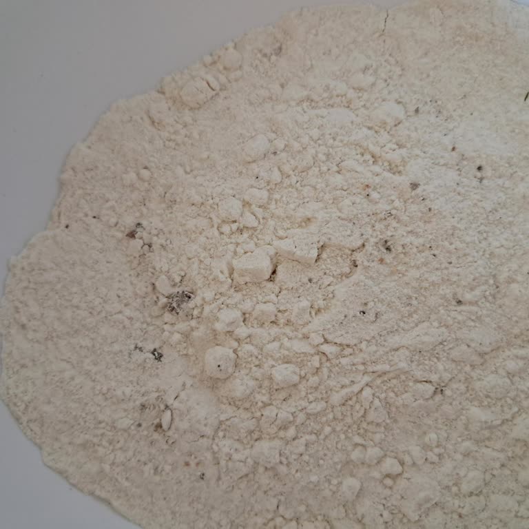 BİM'den Aldığımız Unun İçinden Çıkan Gizemli Siyahlıklar