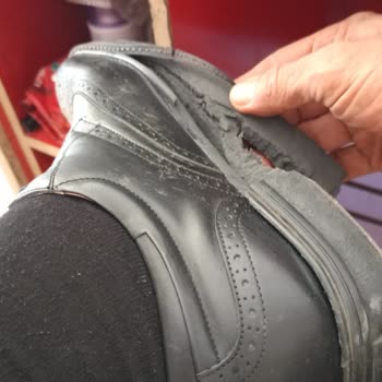 Dr. Comfort Ayakkabılarda Beklenmedik Taban Sorunu Ve Müşteri Hizmetleri Hayal Kırıklığı