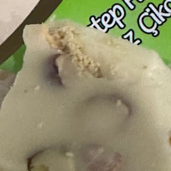 Çikolatadan Çıkan Böcek Ve Yumurtalar Şok Etti