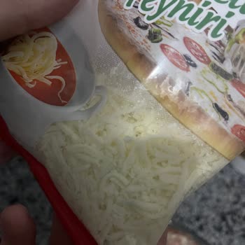 Taze Mozzarella Skandalı: Küflü Peynir Şoku