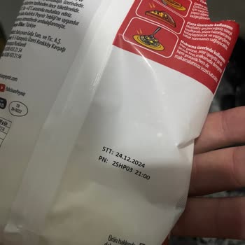 Taze Mozzarella Skandalı: Küflü Peynir Şoku