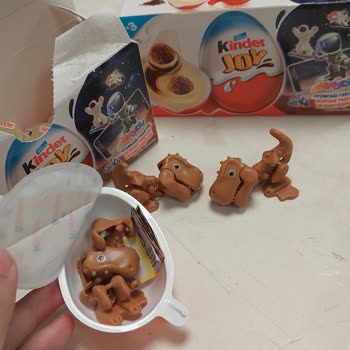 Kinder Joy'dan Tekrarlayan Sürprizler