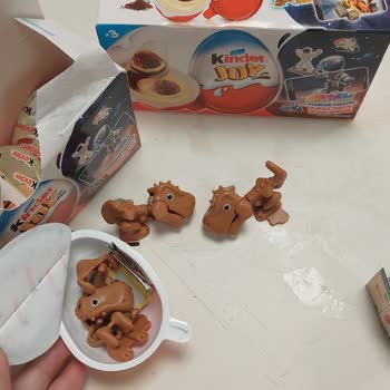 Kinder Joy'dan Tekrarlayan Sürprizler