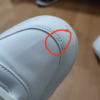 Kusurlu Ayakkabı İçin Değişim Mücadelesi