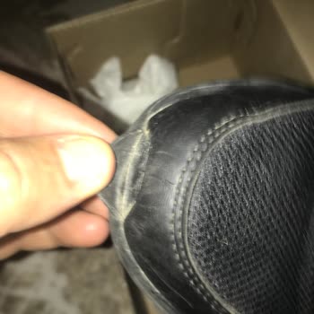 FLO Ayakkabılarında Kalitesiz Malzeme Ve Yetersiz Müşteri Hizmeti