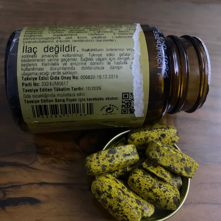 Solgar Vitaminlerinde Görülen Siyah Benekler