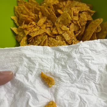 Bayat Cips Ve Tehlikeli Parçalar