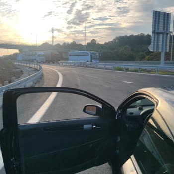 Kuzey Marmara Otoyolu'nda Tehlikeli Cisimler: Lastik Patlaması Ve Zarar Talebi