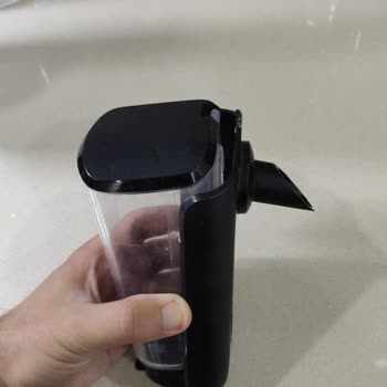 Philips Espresso Makinesi Süt Haznesi Kırıldı, Kullanıcı Hatası Deniyor