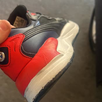 Ayakkabı Tamirinde Hayal Kırıklığı