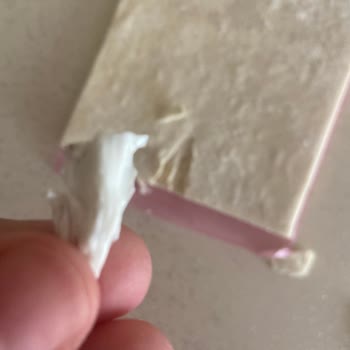 Milföy Hamurunda Lastik Parçalar Şoku