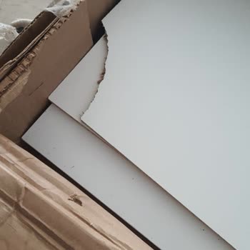 Kırık Ayakkabılık Ve İade Sürecinde İletişim Sorunu