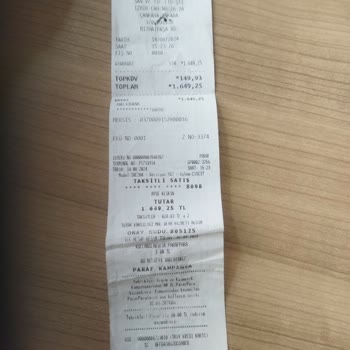 Üç Günlük Ayakkabının Boyası Çıktı: Kullanım Hatası Mı?