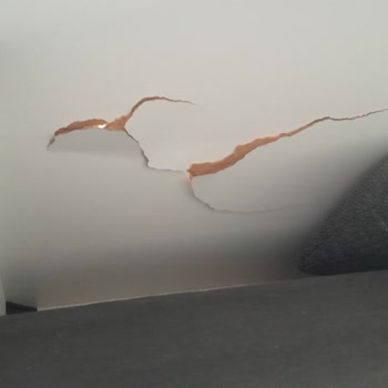 Kırık Çekyat Sorunu Ve İletişim Eksikliği