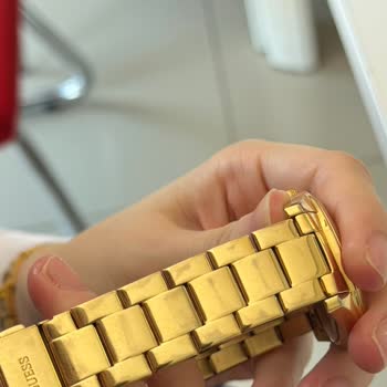 Guess Saatimdeki Beklenmedik Renk Değişimi Ve Garanti Sorunu