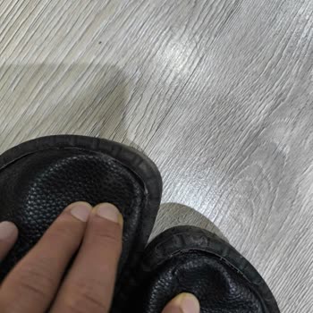 Kısa Sürede Açılan Ayakkabı Ve İlgisiz Firma