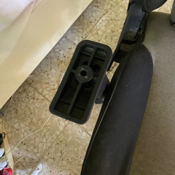 Hawk Gaming Chair İki Yıl İçinde Kullanılamaz Hale Gelen Oyuncu Koltuğu