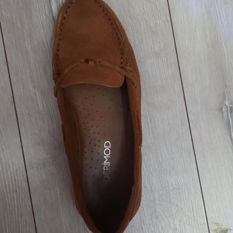 İlk Kullanımda Aksesuarı Düşen Ayakkabı Sorunu