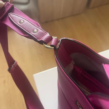 Samsonite Çantaların Deri Dökülme Sorunu Ve Çifte Standart