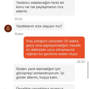 Buz Gibi Yemek Ve İlgisiz Hizmet