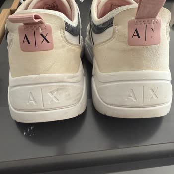 Armani Exchange Sneaker Ayakkabılarımda Açılma Ve Sararma Sorunu
