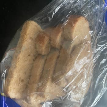 BİM'den Aldığımız Küflü Ekmekler Sağlığımızı Tehdit Ediyor!