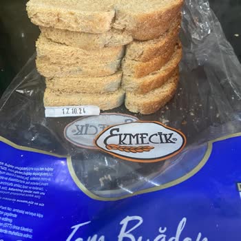 BİM'den Aldığımız Küflü Ekmekler Sağlığımızı Tehdit Ediyor!