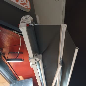 Mafsallı Tente Sürekli Sorun Çıkarıyor