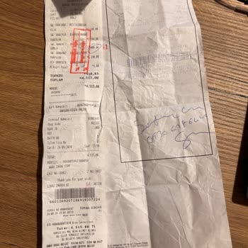 Zara Mağazasında Yanlış Etiket Ve İade Sorunu