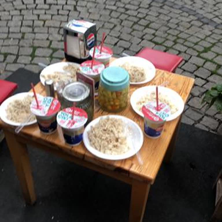 Pilavda Kıl Çıkması Ve Kötü Hizmet Deneyimi