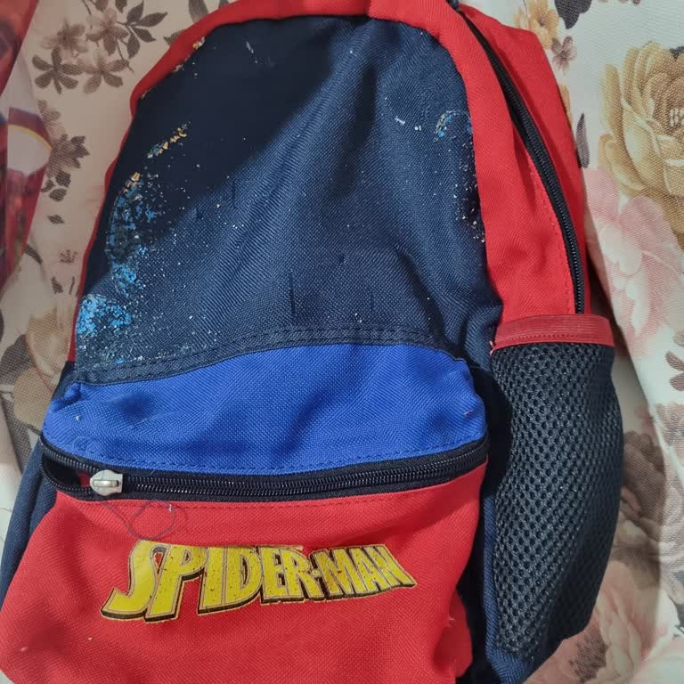LCW Kalitesiz Spider Man Çantası Hayal Kırıklığı Yarattı