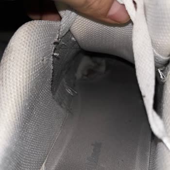 FLO'dan Aldığım Ayakkabının Tabanı Parçalandı!