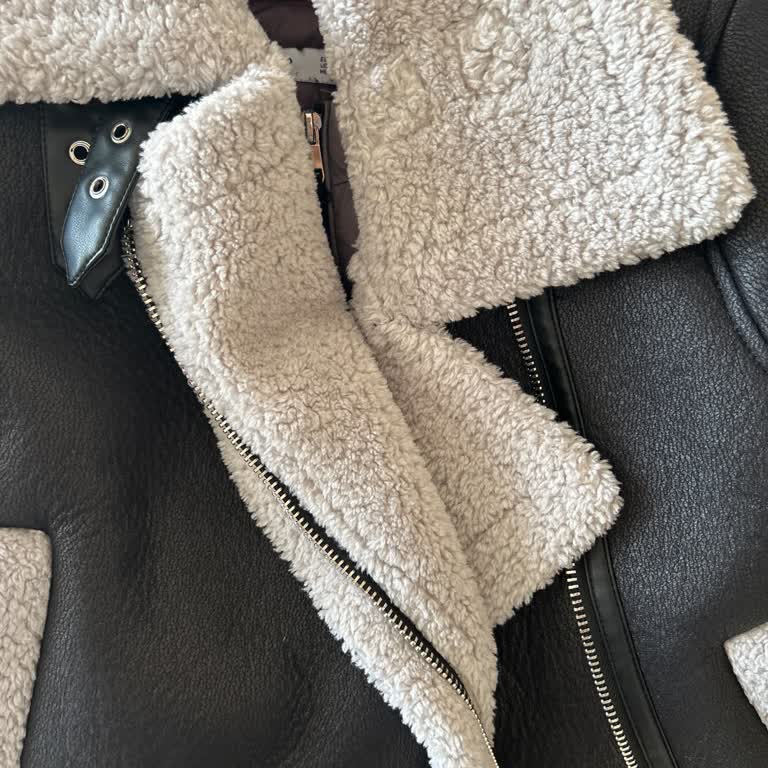 Yünlü Montumun Rengi Değişti Ve Etiket Kesildi