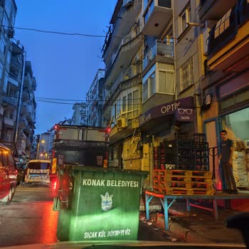A101 Mağazasının Trafik Engeline Karşı Çözüm Talebi