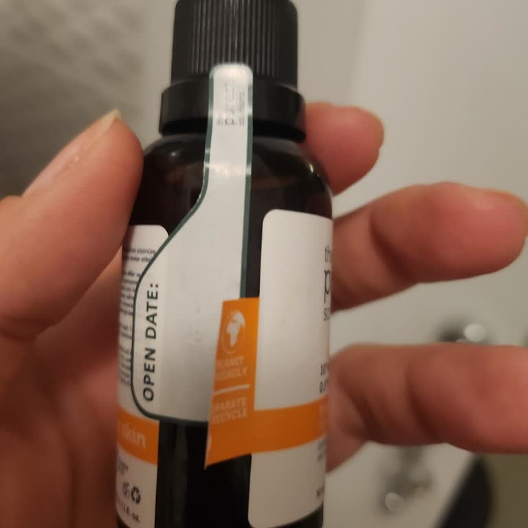 Bozuk C Vitamini Serumları Ve İletişim Sorunu