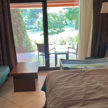 Setur Turizm Tatil Kabusu Rutubetli Oda Ve İletişim Sorunları