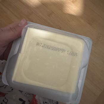 Çocuğuma Küflü Peynir Yedirecektim!