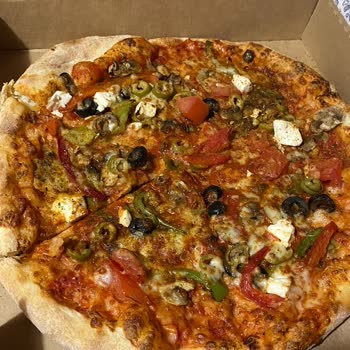 PizzaLazza'da Malzeme Eksikliği Ve Kalite Düşüşü