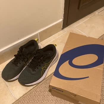 Asics Shoes Damaged After 5 Months of Use – Refund or Exchange Denied