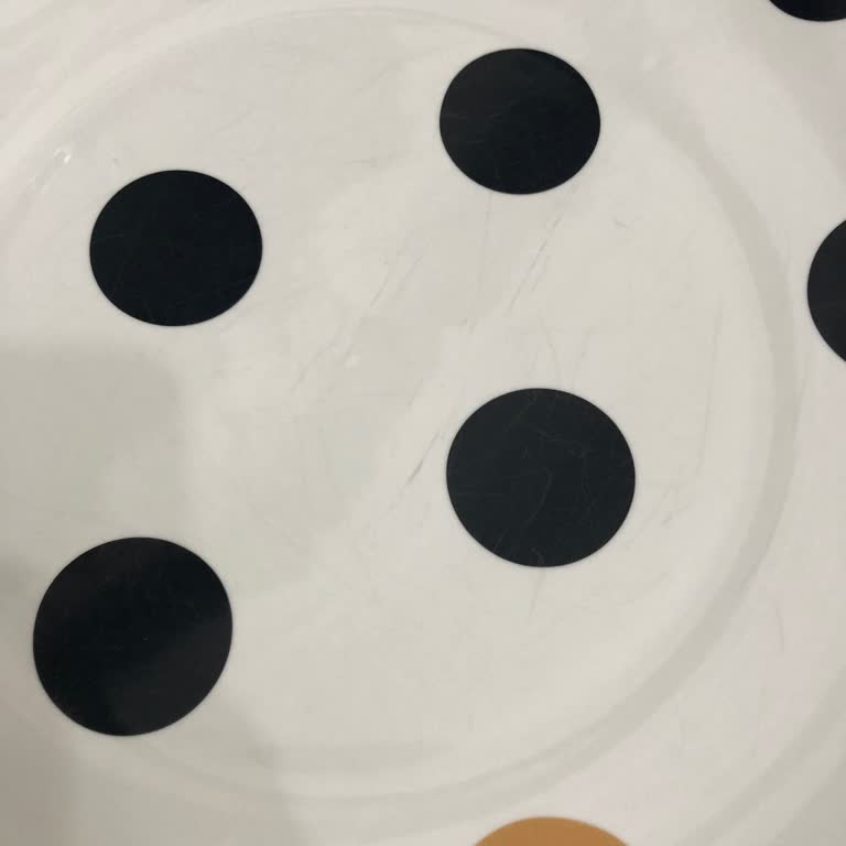Karaca Züccaciye Yemek Takımında Çizilme Sorunu