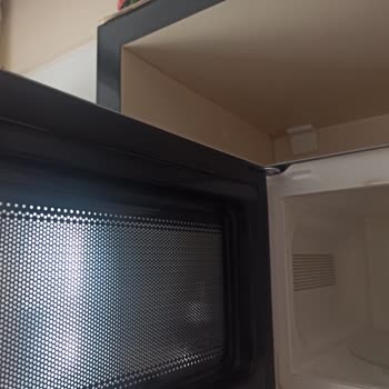 Yanık Mikrodalga Ve Müşteri Hizmetleri Sorunu