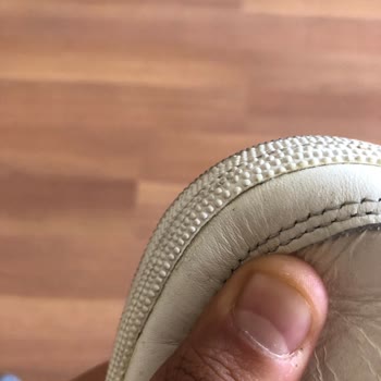 Кроссовки Reebok развалились через 3 месяца