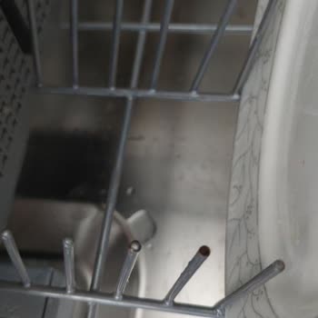 Arçelik Bulaşık Makinesi Tellerindeki Paslanma Sorunu