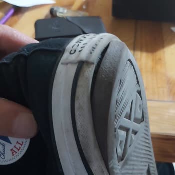 Converse Ayakkabıda Beklenmedik Taban Açılması Ve İade Sorunu